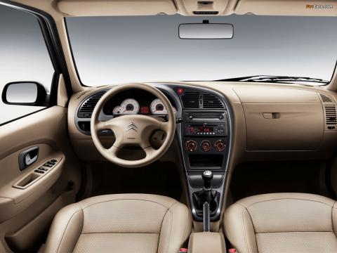 c-elysee_2008_interieur.jpg